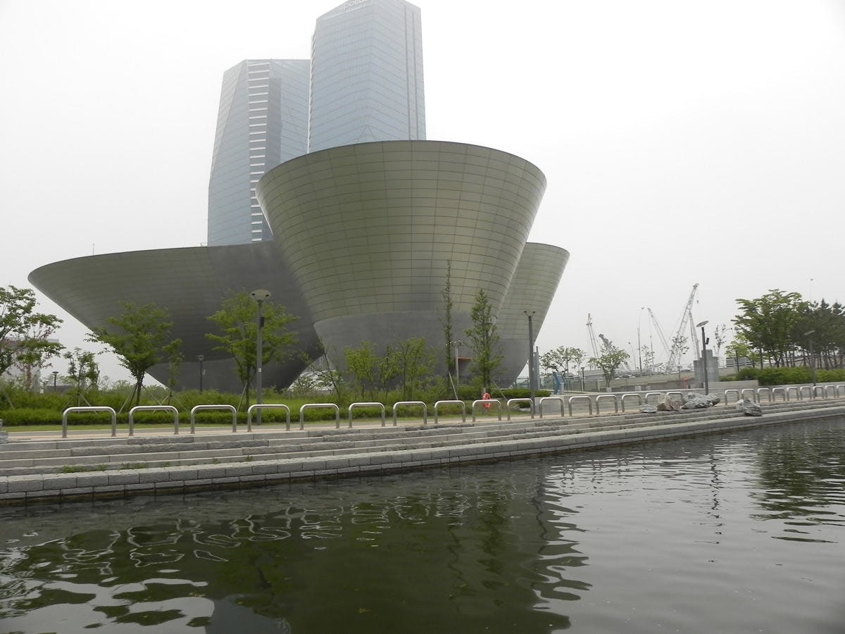 Orit Halpern, Songdo, South Korea