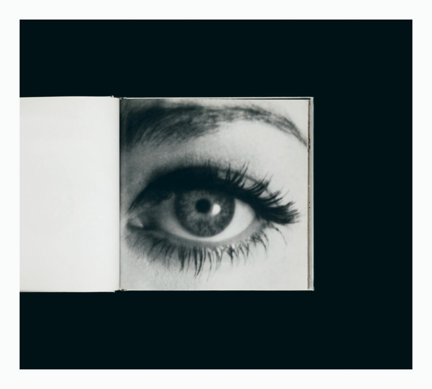 artworks/a1IUb000001NzAzMAK/ak-5820_COL_Eye_SoftContours-59k71y69.tiff